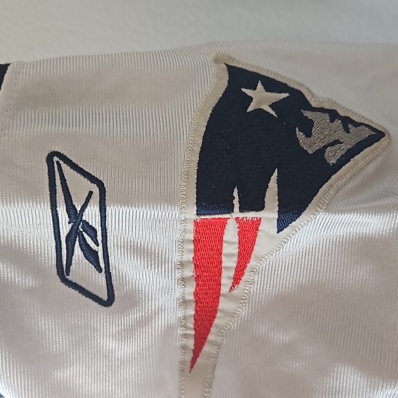 NFL | Patriots Randy Moss Jersey | Size 48 - Picture 5 of 5